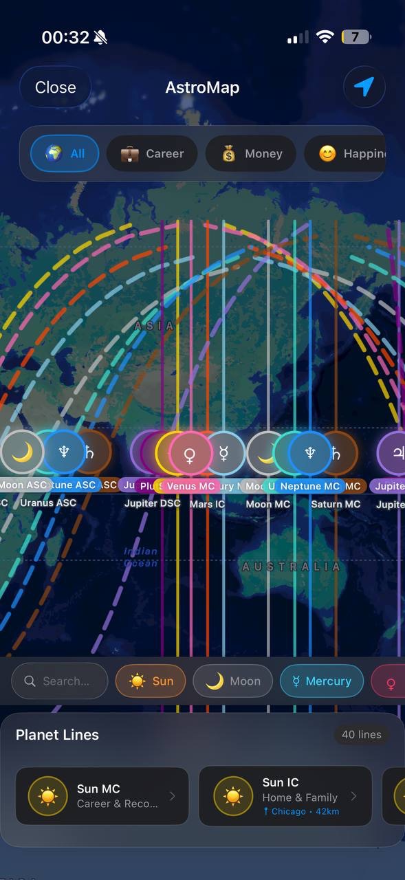 AstroMap screen: a world map crossed by colorful planetary lines
